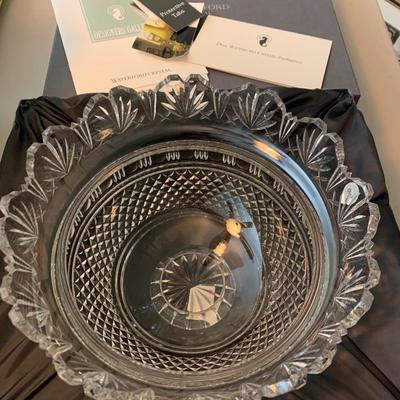 New In Box 10â€ Waterford Designers Gallery Kings Bowl