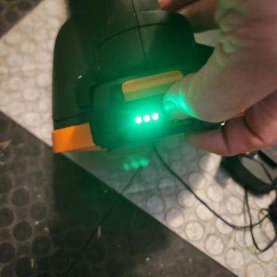 Iworx 20 volt Cordless Leaf Blower w charger + 2 Batteries
