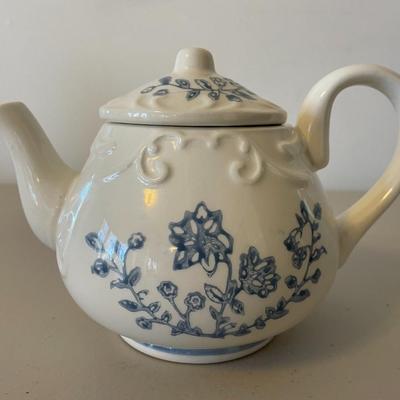 White and Blue Tea Pot