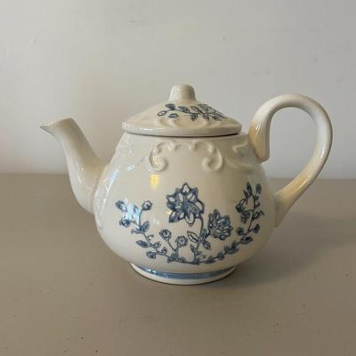 White and Blue Tea Pot