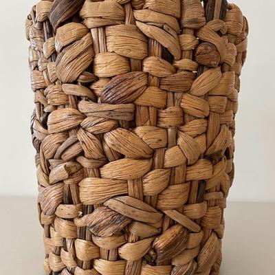 Wicker Bucket