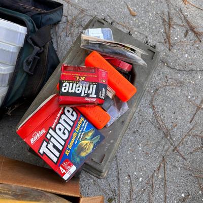 Miscellaneous fishing tackle lot