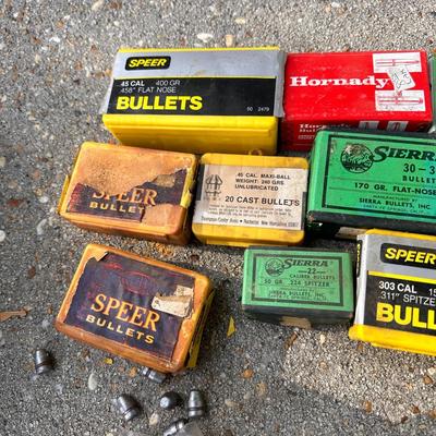 Mixed lot and Calibers of Reloading Bullets lead