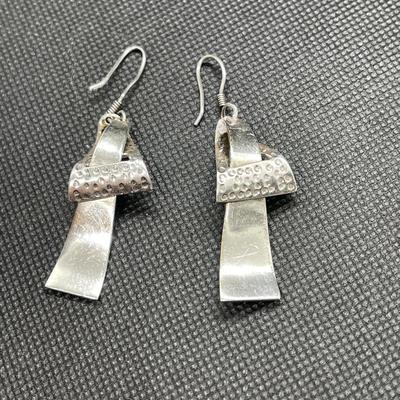 Vintage Taxco mexico silver dangle earrings