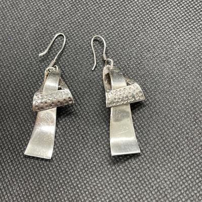 Vintage Taxco mexico silver dangle earrings