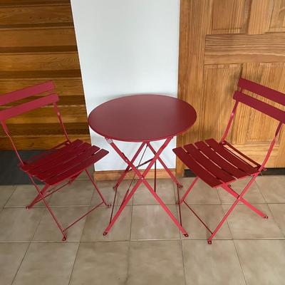 Red Iron Bistro Set