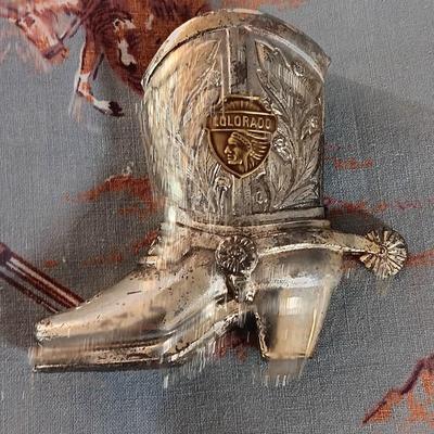 Souvenir salt & pepper boots with toothpick boot and wild west fabric