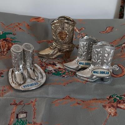 Souvenir salt & pepper boots with toothpick boot and wild west fabric