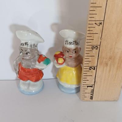 Vintage pig salt & pepper - Estes Park Salt & pepper shakers an owl shaker with small souvenir crock