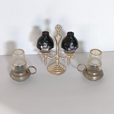 Unique lamp globe salt & pepper shakers and two small lantern shakers