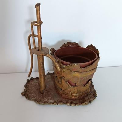 Ma & Pa outhouse salt & pepper shakers with tin art water pump planter
