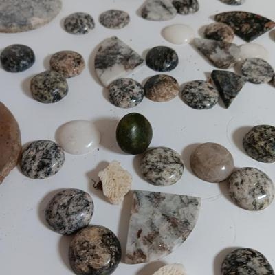 Stones for jewelry making some already shaped others are raw stones minerals rock collection
