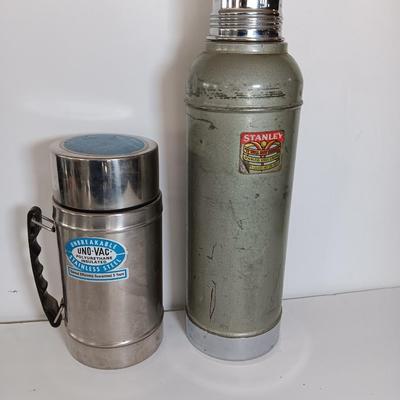 Vintage thermoses Stanley and Uno-vac