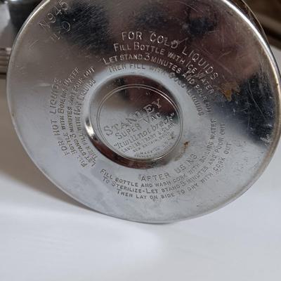 Vintage thermoses Stanley and Uno-vac