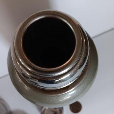 Vintage thermoses Stanley and Uno-vac