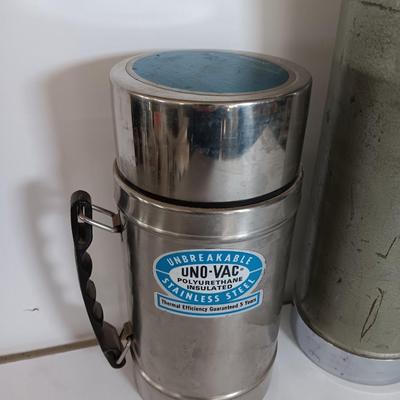 Vintage thermoses Stanley and Uno-vac