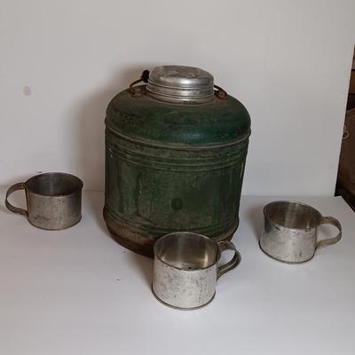 Vintage 1950's Thermic Insulated Metal Jug w/ Handle Porcelain and aluminum mugs