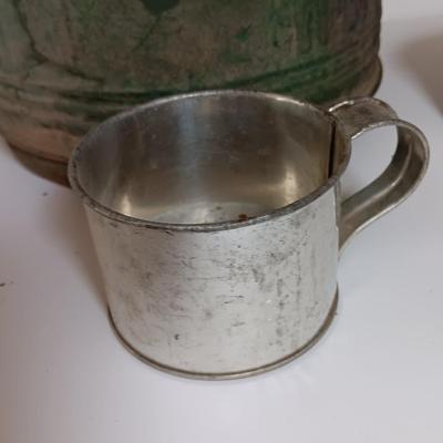 Vintage 1950's Thermic Insulated Metal Jug w/ Handle Porcelain and aluminum mugs