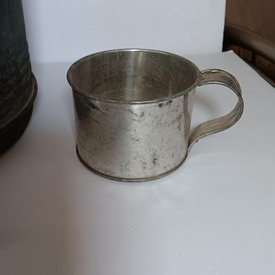 Vintage 1950's Thermic Insulated Metal Jug w/ Handle Porcelain and aluminum mugs