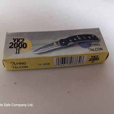 Two brand new pocketknives - The Apache and YK2 2000 II New in boxes