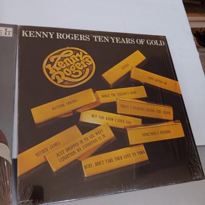 Kenny Rogers records LP records