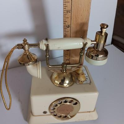 Vintage Audition Telephone radio with Serling & Noble wall clock