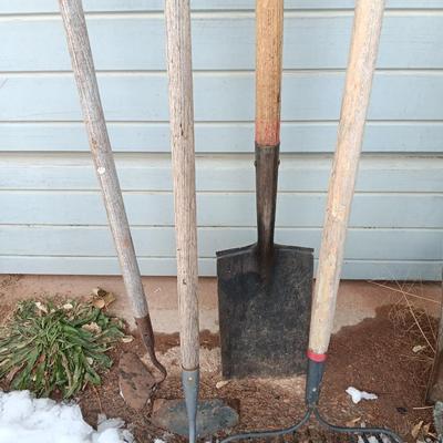 Yard and Garden Farm tools - Shovel - hoe - rake