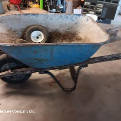 Wheelbarrow with two extra tires