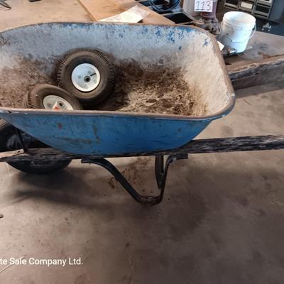 Wheelbarrow with two extra tires