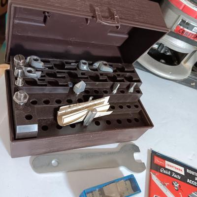 Craftsman 1 1/2 Horsepower Router with accessories in case