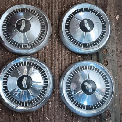 Set Of Four 1957 Chevy Chevrolet Poverty Dog Dish Hubcaps 150 210