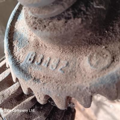 Antique Cast Iron No. 18 Ratcheting Car Screw Jack - Early 1900s Model T or Model A T Jack