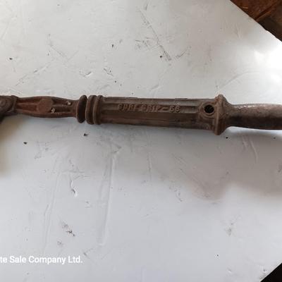 Antique slide hammer / nail puller