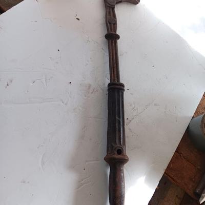 Antique slide hammer / nail puller