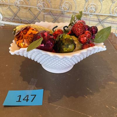 Westmoreland English Hobnail Milk Glass w/ fruits