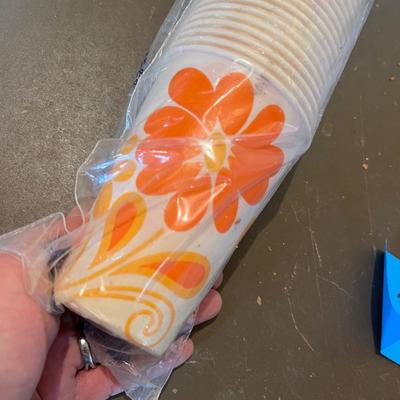 Vintage Sleeve of Dixie Cups