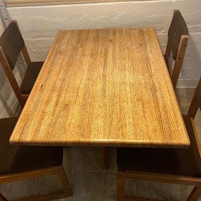 Vintage dining room table and chairs- Compact Size