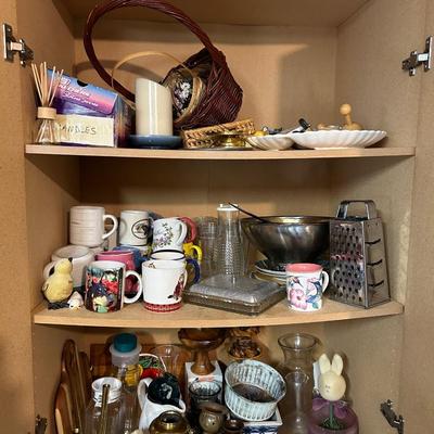 Miscellaneous, bric-a-brac lock, all seen in photos.