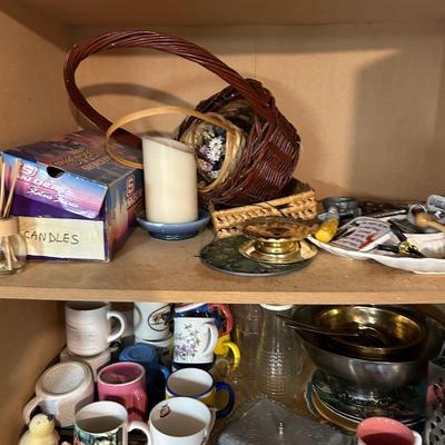 Miscellaneous, bric-a-brac lock, all seen in photos.