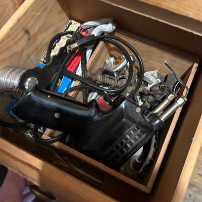 Huge tool lot, all tool seen