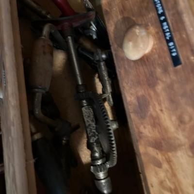 Huge tool lot, all tool seen