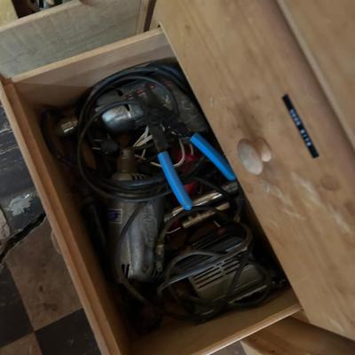 Huge tool lot, all tool seen
