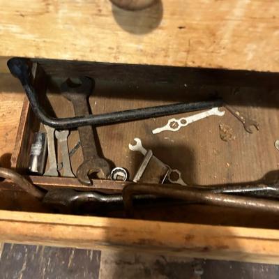 Huge tool lot, all tool seen