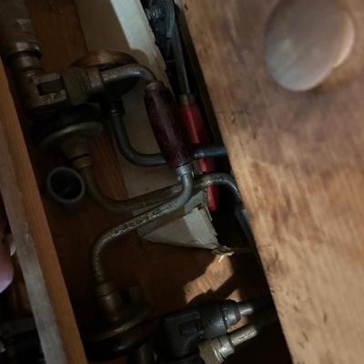 Huge tool lot, all tool seen