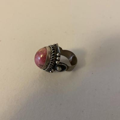 Assortment of 5 Rings