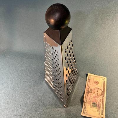 TALL PYRAMID SHAPED KITCHEN GRATER by PROGRESSIVE, KNOB HANDLE