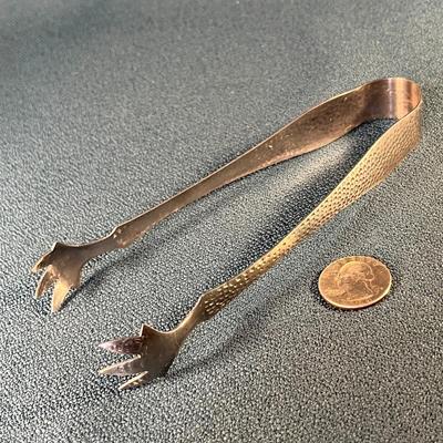 HAMMERED METAL CLAW TONGS