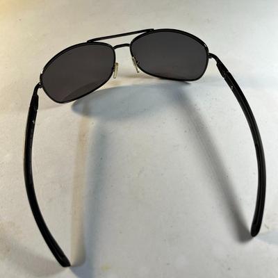 MEN'S SUNGLASSES by PIRANHA