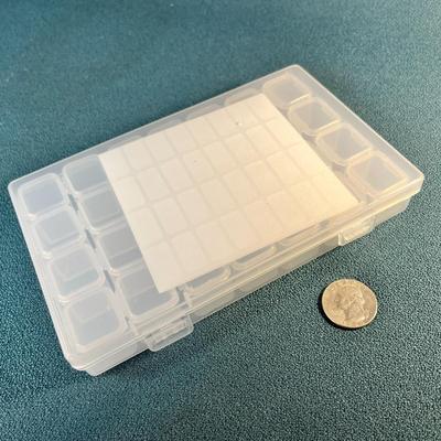 PORTABLE PILL BOX 7 DAYS, EACH DAY REMOVABLE, 4 TIME SLOTS, PLUS LABELS- NEW & UNUSED