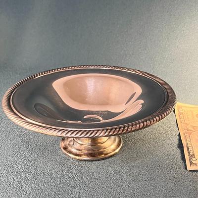 SILVER PLATED PRESENTATION PIECE FOOTED SERVING BOWL